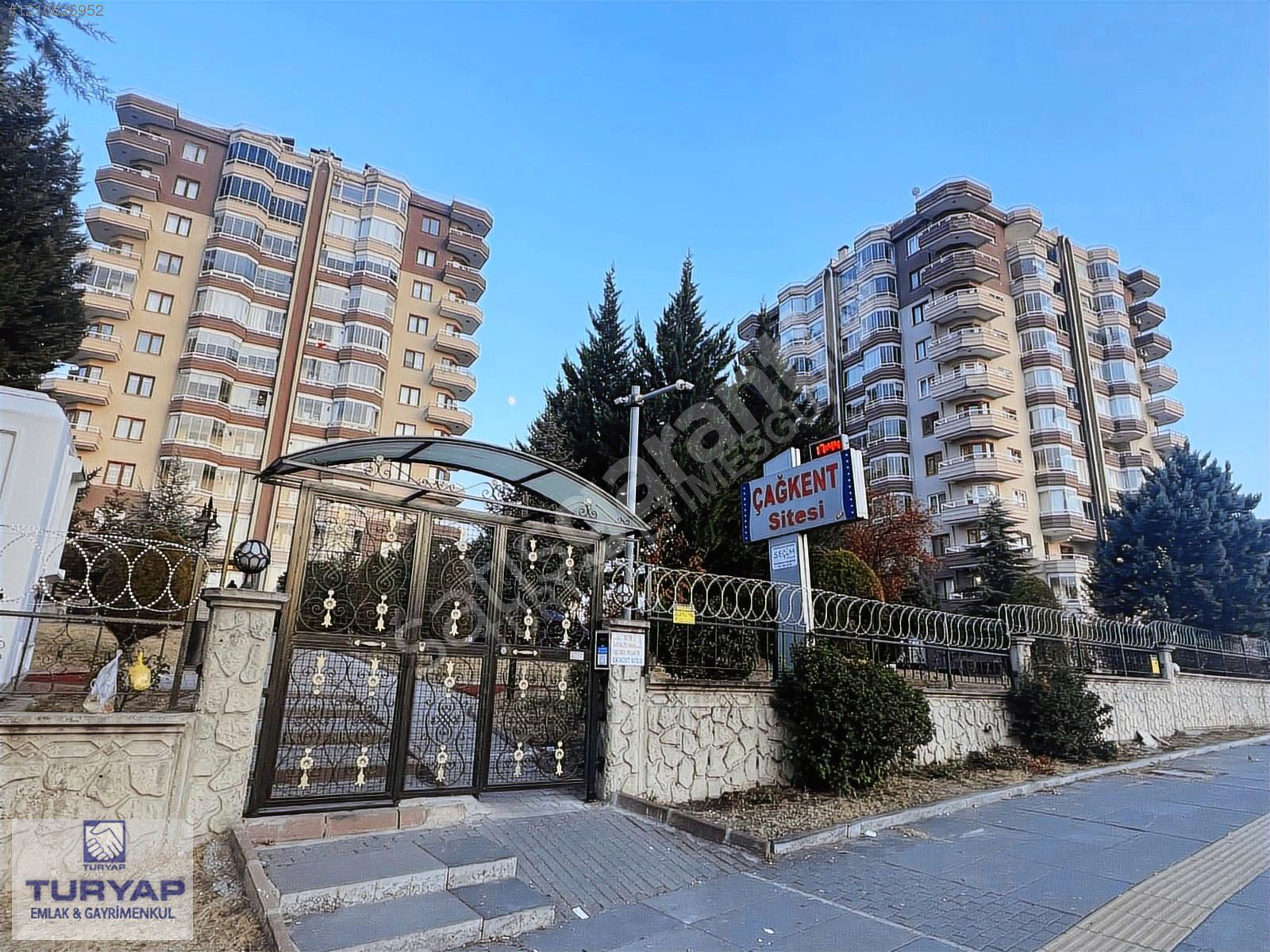 Turyap'tan Merkezi Konumda Site İçerisinde 5+1 Teraslı Dubleks