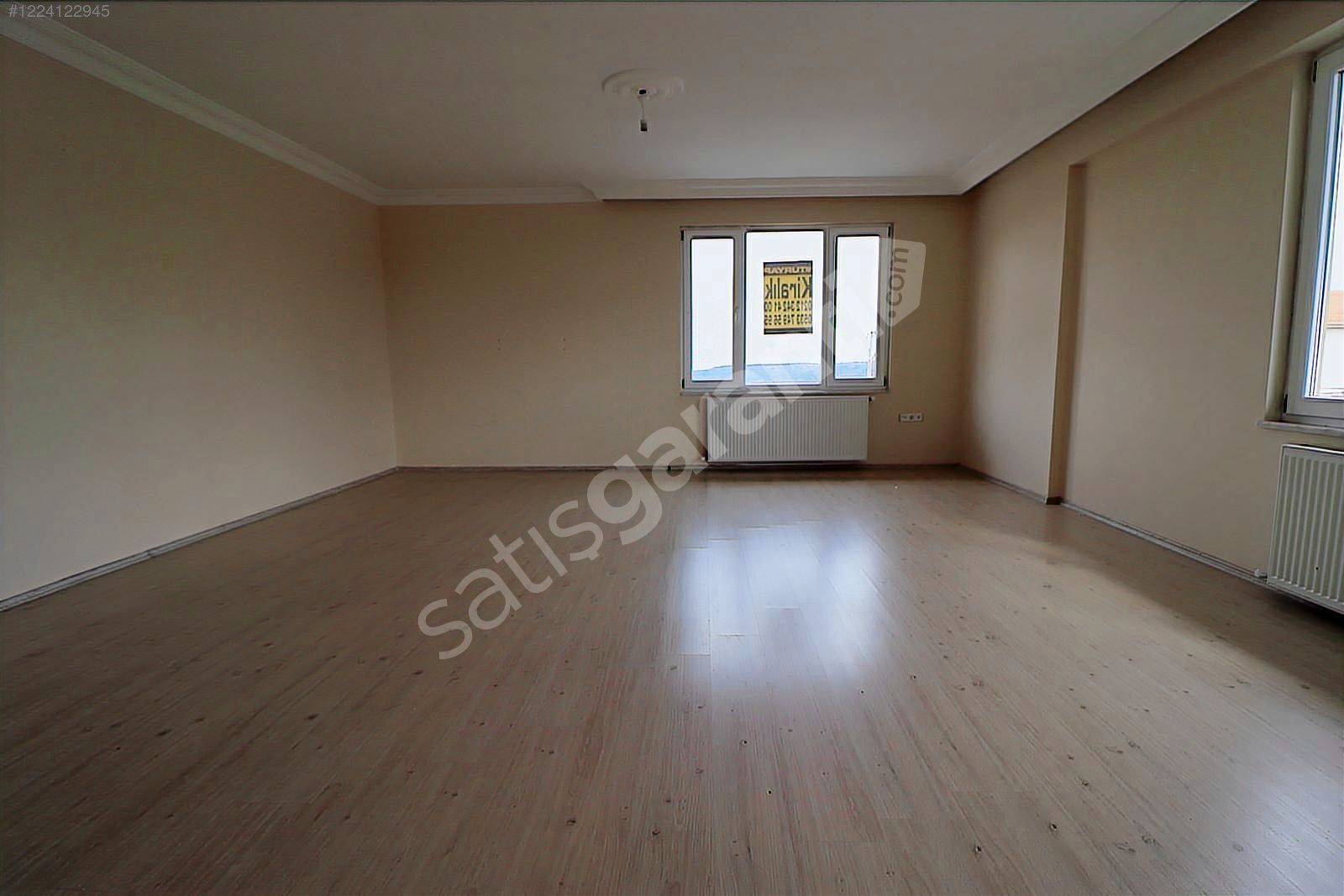 Sarıyer Maden Kilyos Caddesi'nde Kiralık 3+1 Daire