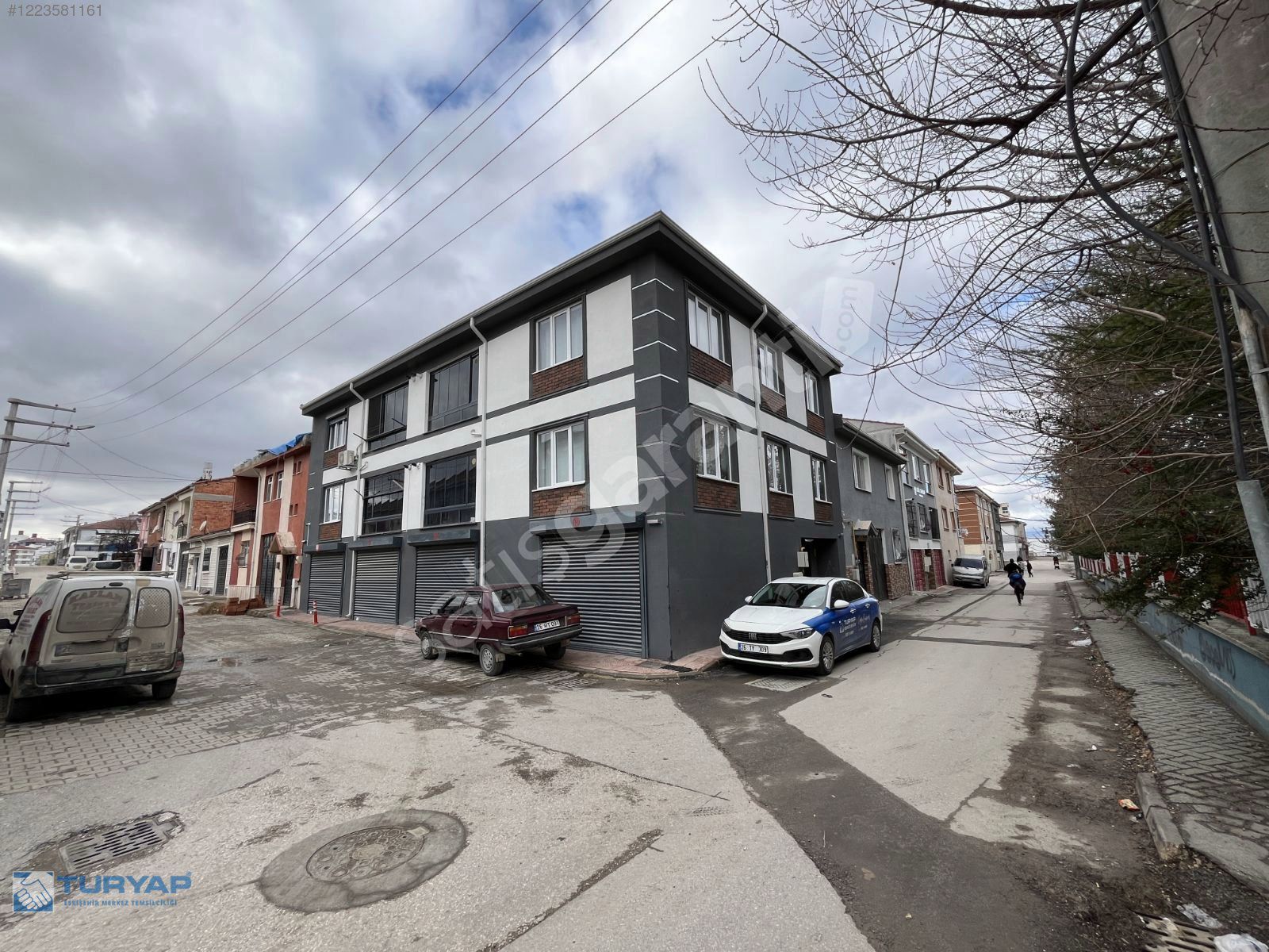 TURYAP'TAN ŞEHİR HAST. YAKINI ÖZEL GARAJLI 2+1 SATILIK DAİRE