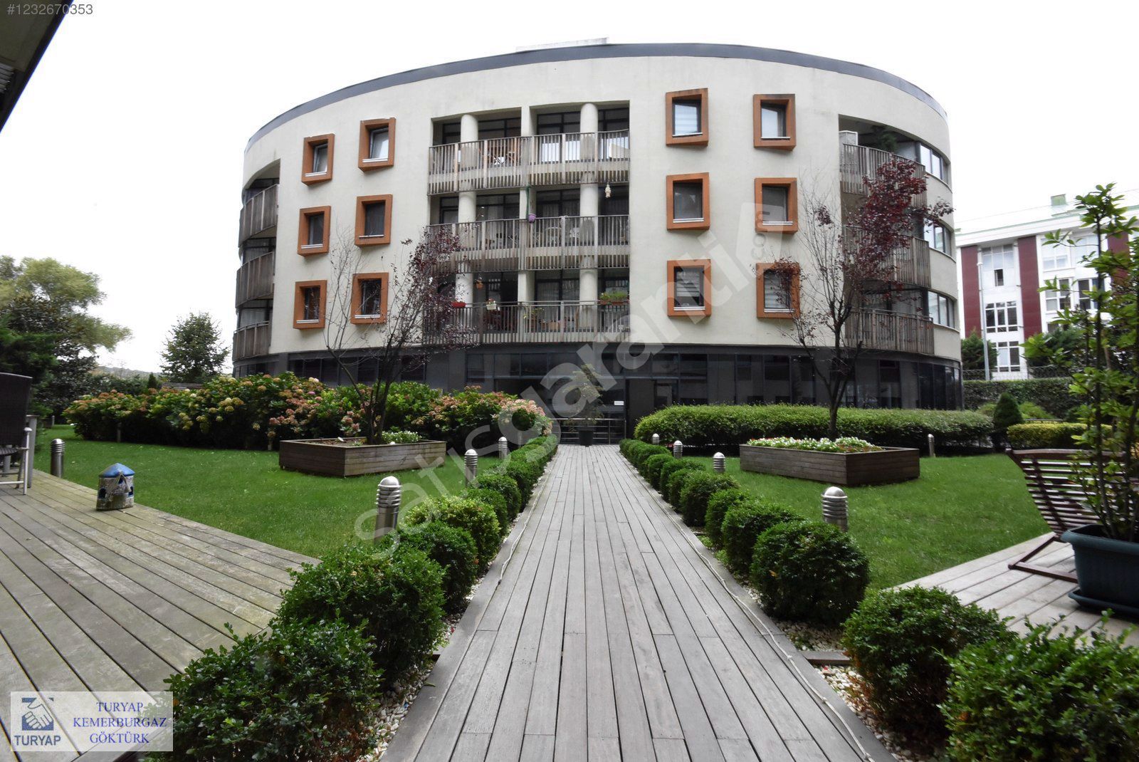 Göktürk Turyap'tan River Side Sit.2+1 140 Boş Giriş Dubleks