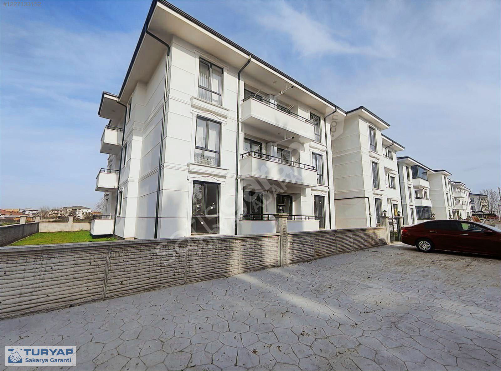 ARİFİYE HANLI MERKEZ'DE KİRALIK 3+1 ARA KAT SIFIR DAİRE