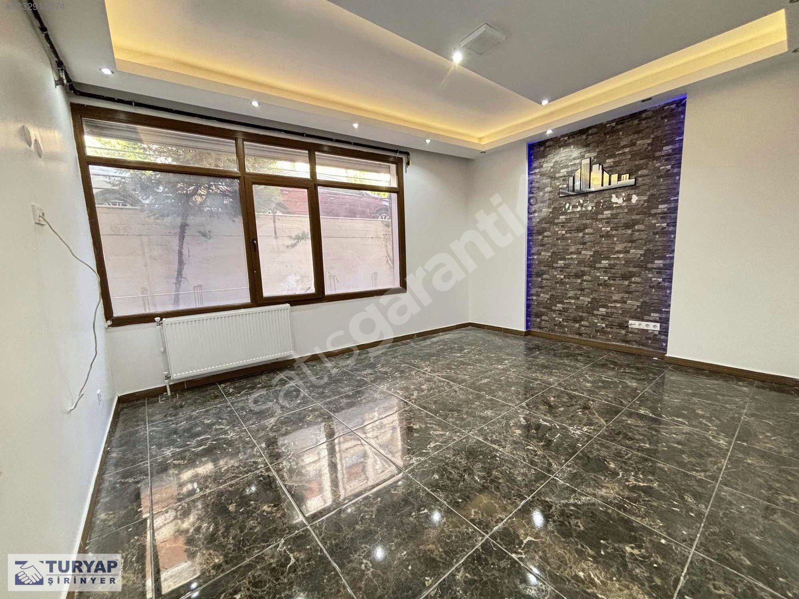 Buca Şirinyer'de 2+1 90m2 Doğalgazlı Ofis/İşyeri