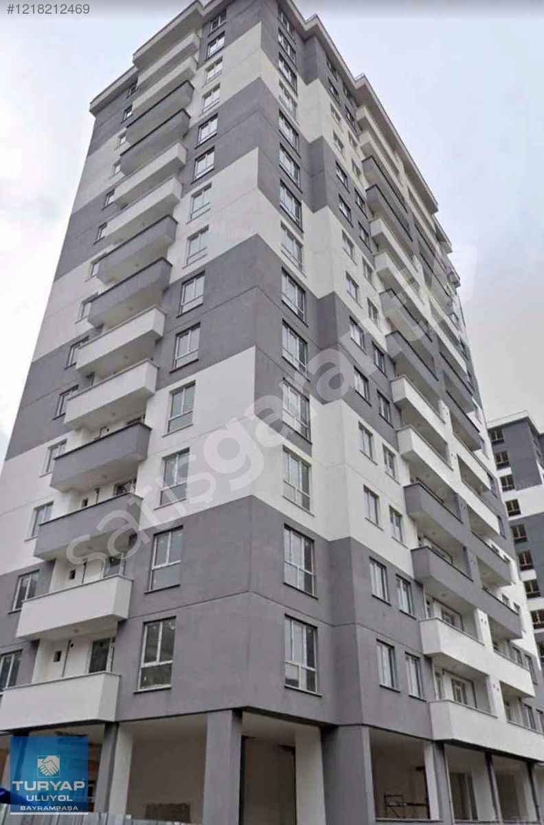 ESENLER TUNA MAHALLESİ MEDİPOL KARŞISI SATILIK 2+1 DAİRE