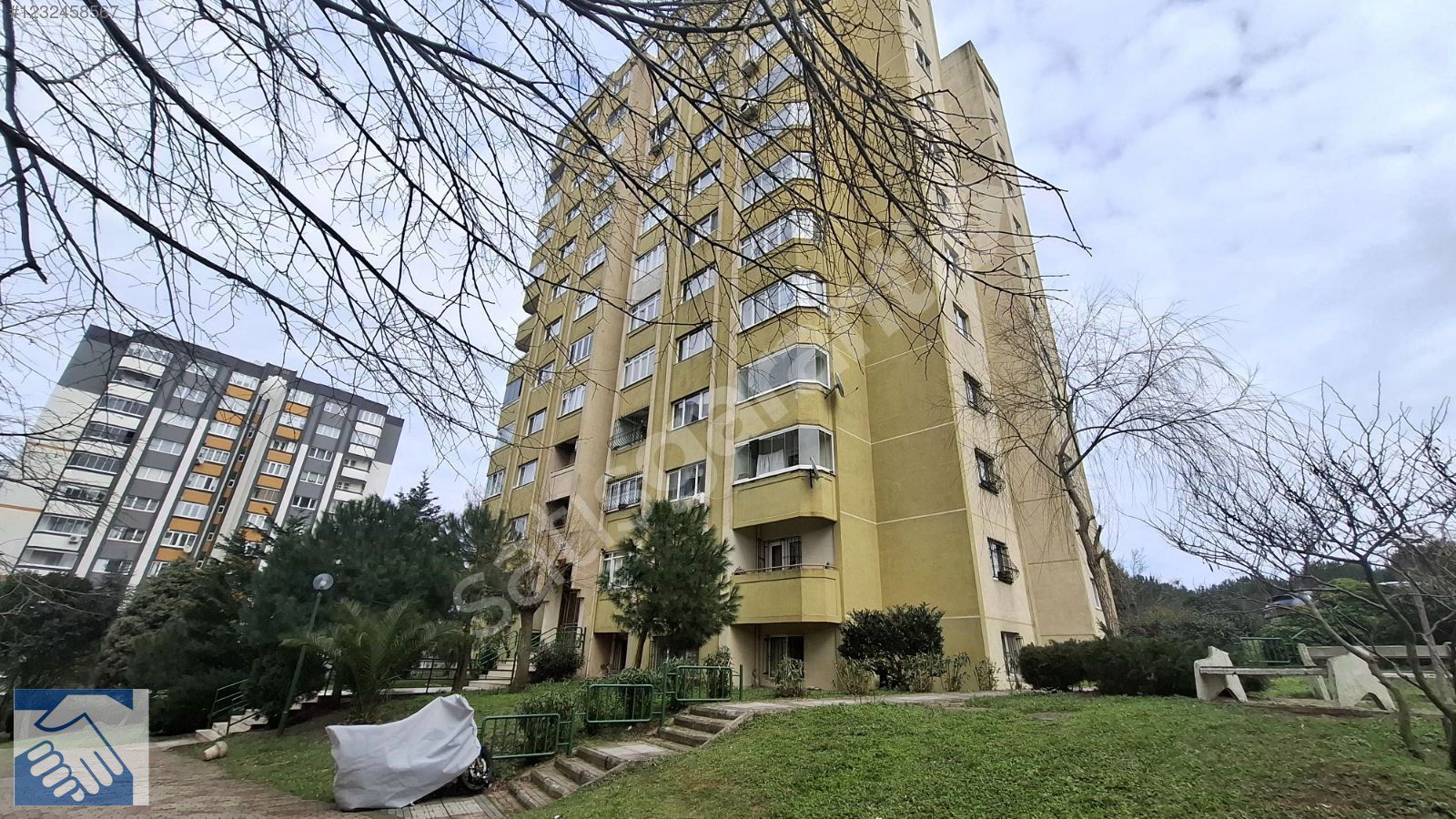 **Başakşehir Başakpazar Karşısı Kiralık 125m² Full Tadilatlı 3+1