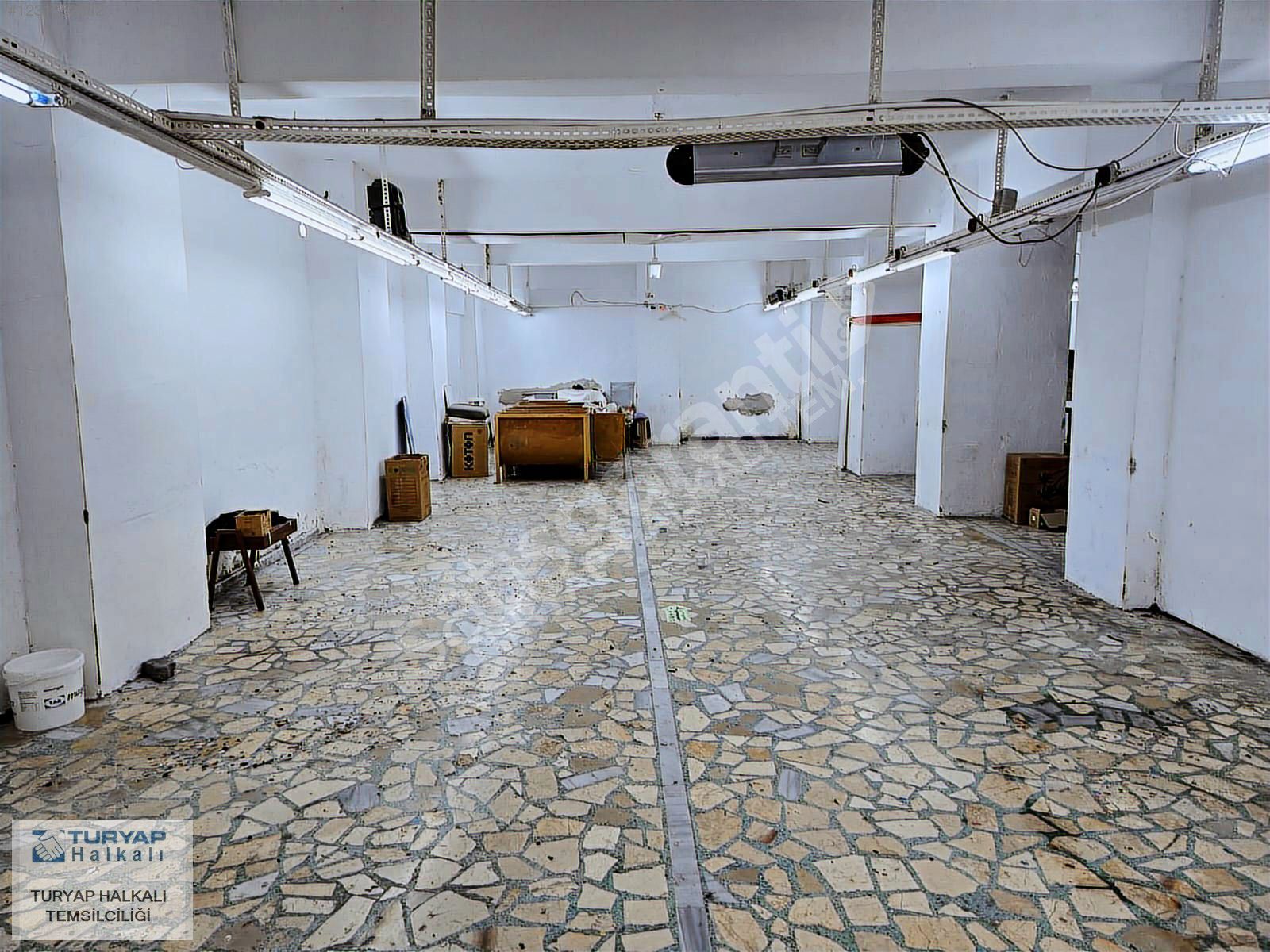 SEFAKÖY SÖĞÜTLÜÇEŞME 350m DEPO, DÜKKAN OLABİLECEK KİRALIK İŞYERİ
