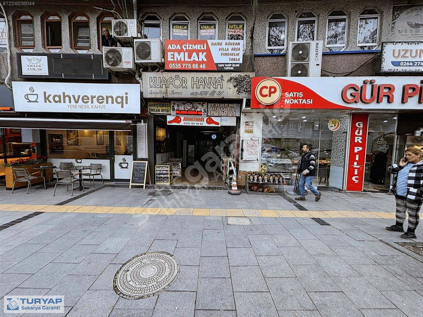 ADAPAZARINDA YENİ CAMİ KARŞISI ÇARŞI MERKEZDE DÜKKAN OFİS