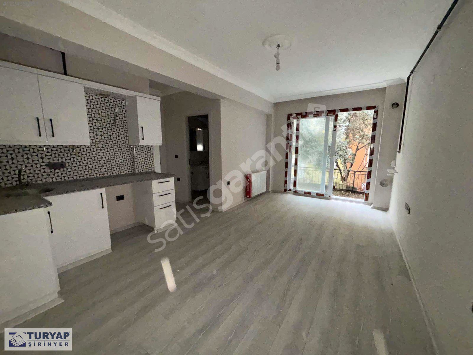 Buca Hasanağa Bahçesi Yakını Sıfır 1+1 50m2 Daire