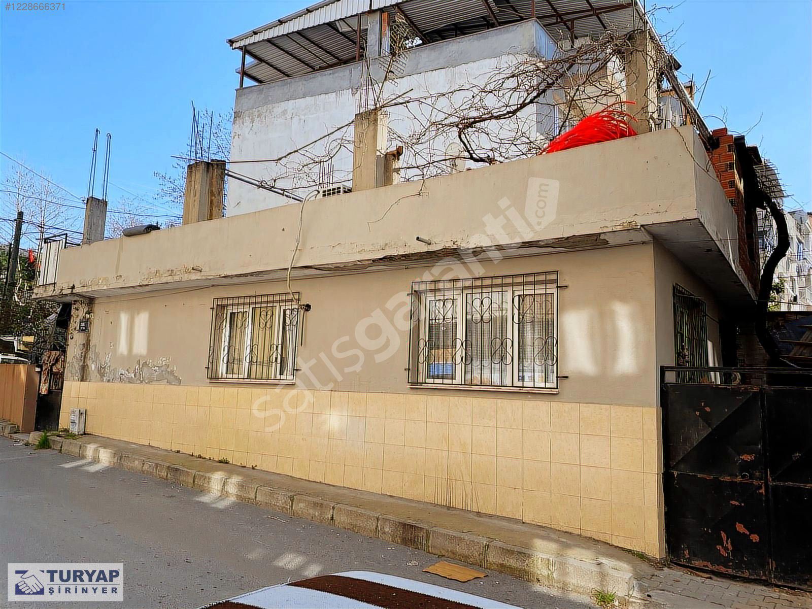 Yaylacık Mahallesinde 115 m2 İçersinde Müstakil Satılık Ev