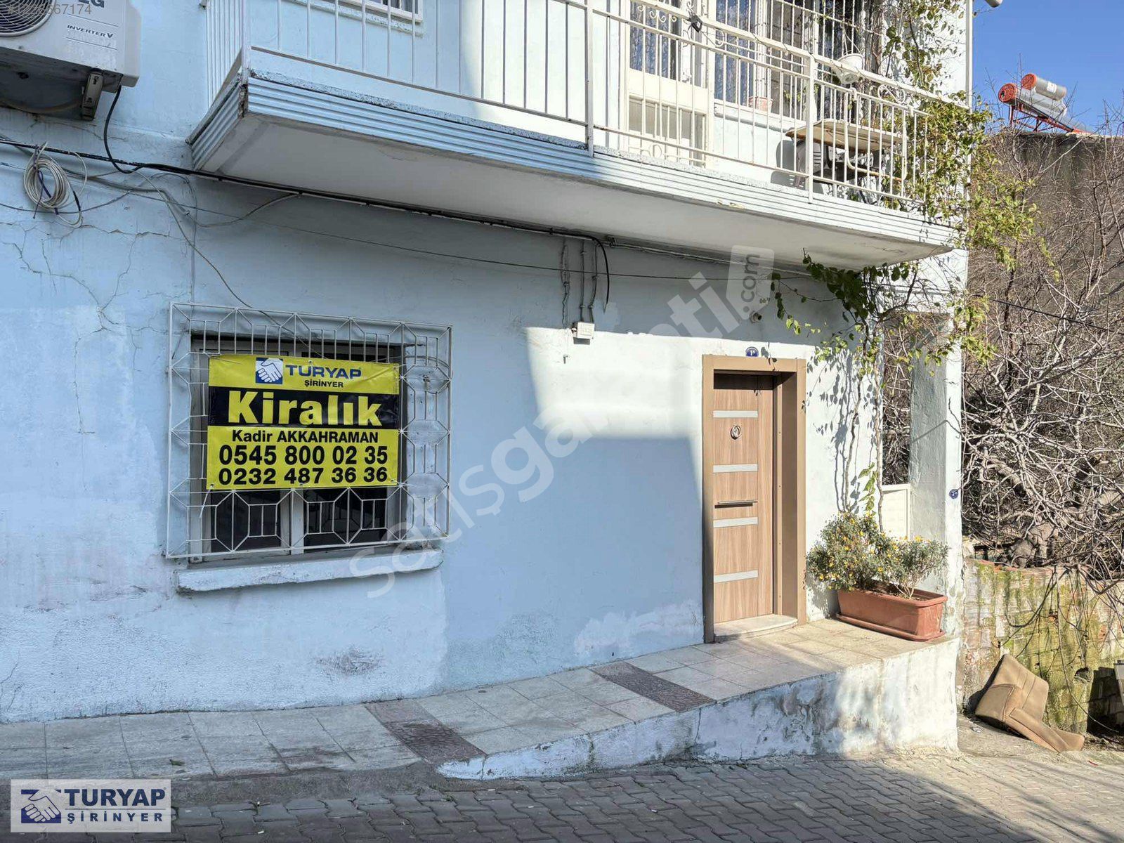 Konak Gürçeşme Lale Mh. 2+1 70m2 Klimalı Müstakil Girişli Daire