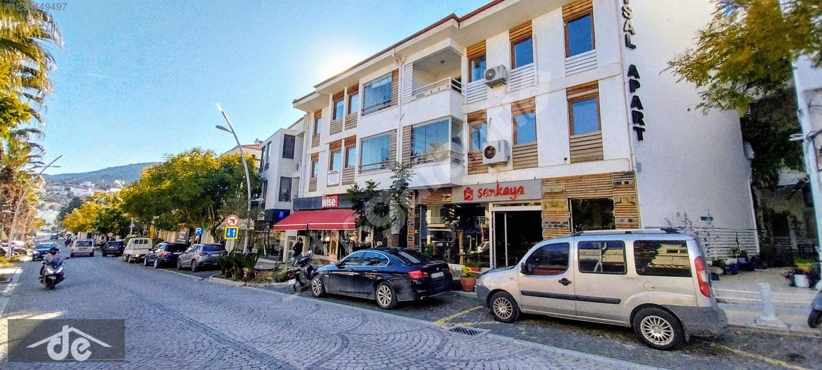 Dadya Emlaktan tam merkezde kiralık 1+1 daire ofis-işyeri uygun