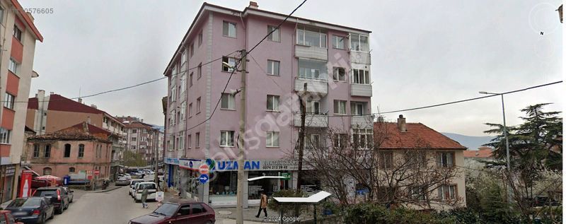 TABAKLAR MAH. ŞEHİRİN TAM GÖBEĞİN DE 3+1 GENİŞ SATILIK DAİRE