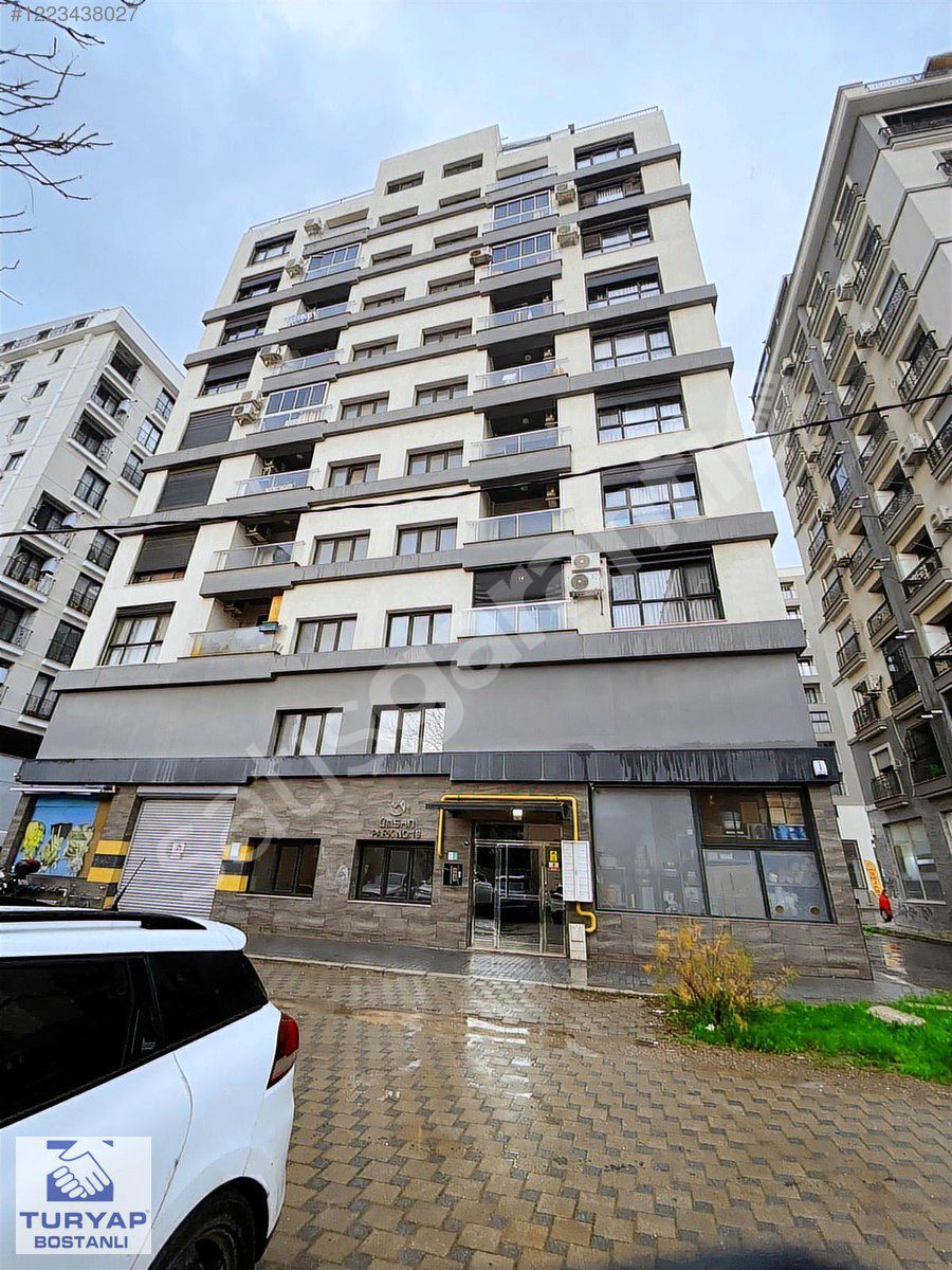 Karşıyaka İmbatlı mahallesi 3+1 Lüks Arakat Satılık Daire