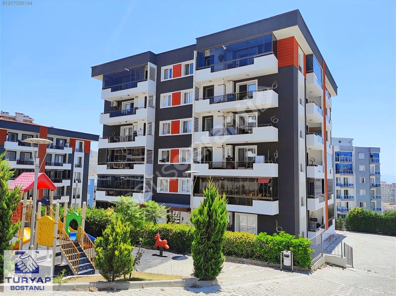 Kent 2 İstiklalde Havuzlu Güvenlikli Site İçi 3+1 Kiralık Daire