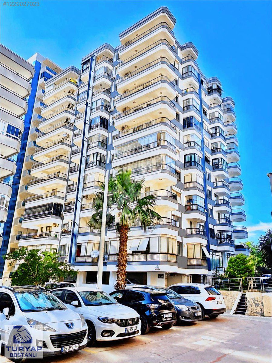 Karşıyaka Ziya Gökalp Kültür Merkezi Yanı Satılık 3+1 Daire