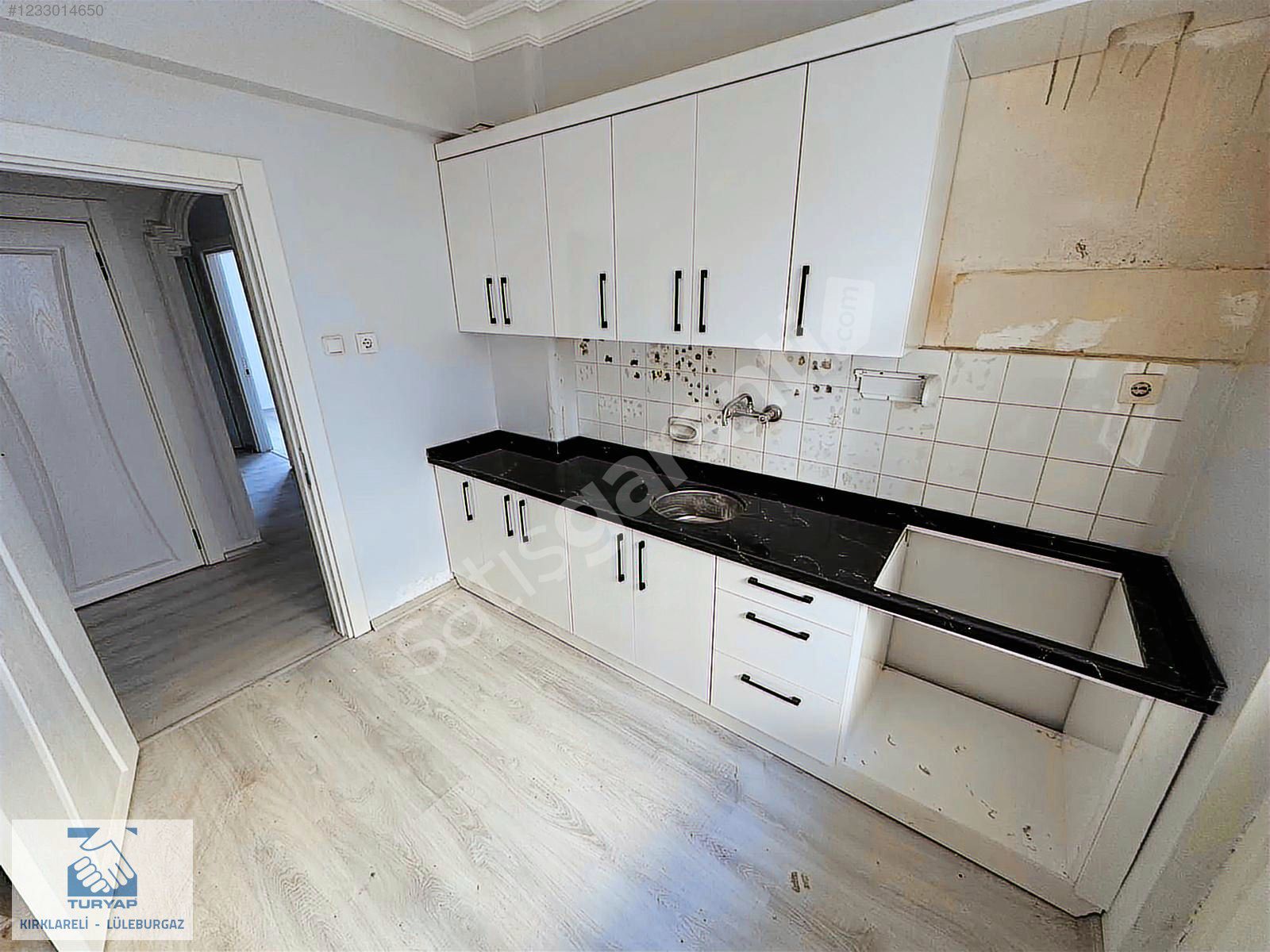 TURYAP'TAN OTOGAR YAKINI, TADİLATLI, 2+1 120M2, ARA KAT