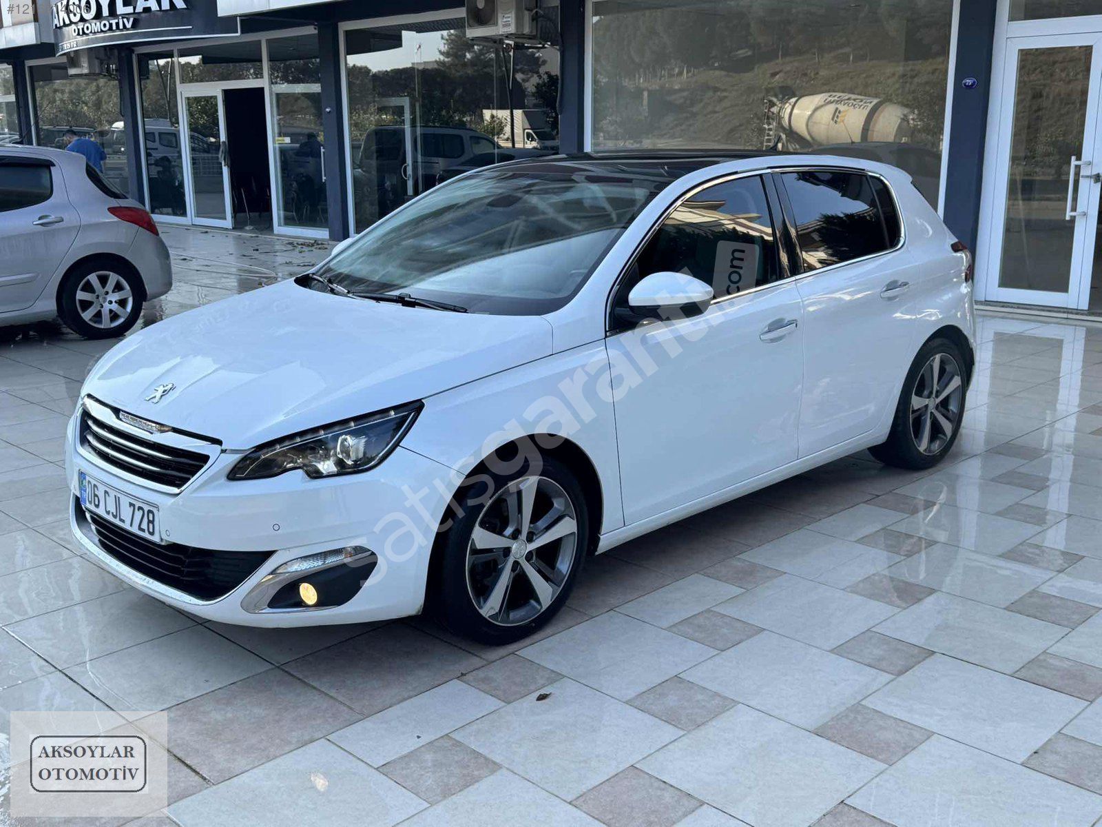 2014-BOYASIZ-OTOMATİK VİTES-CAM TAVAN-YENİ KASA 308 ALLURE-FULL