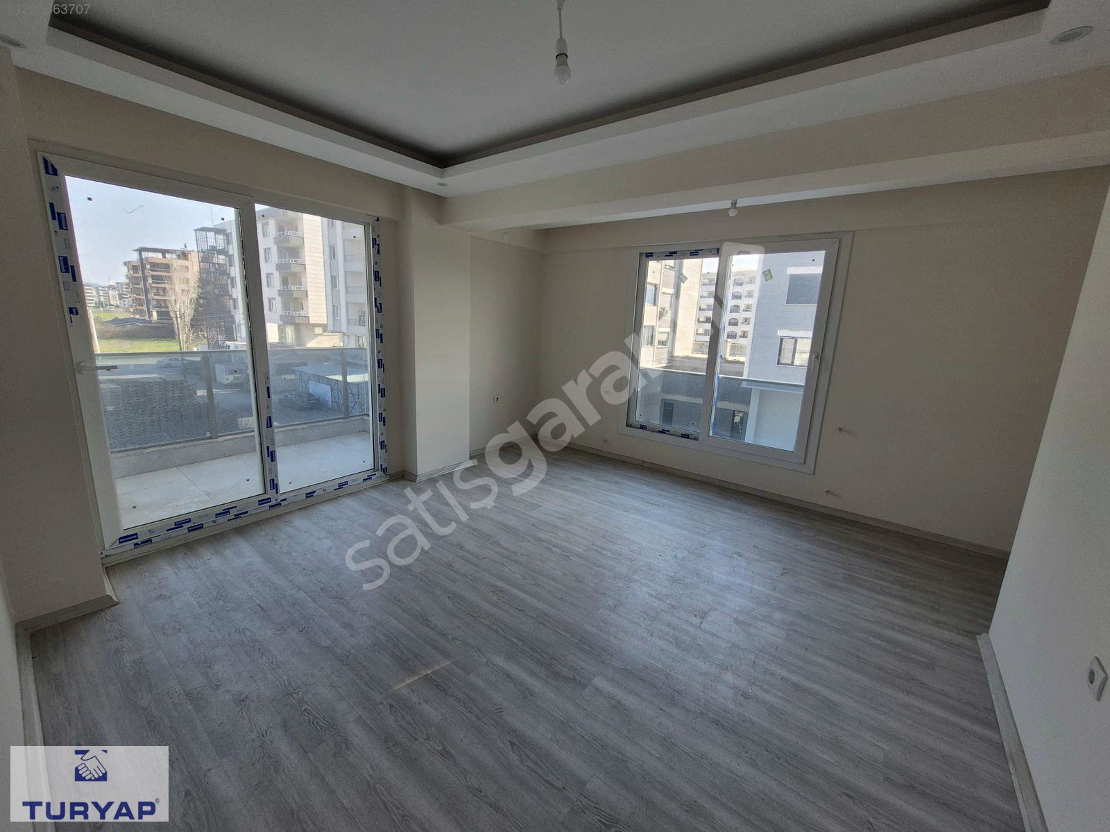 GAZİEMİR TURYAPTAN 2+1 KİRALIK DAİRE