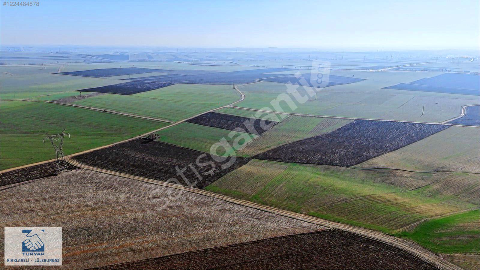 RESMİ YOL +SU DÜMDÜZ ARAZİ KÖYE YAKIN YAZ KIŞ GİRİLEBİLİR 8758M2