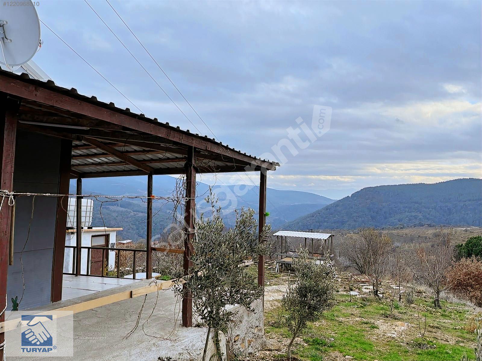 Bayındır Osmanlar Köy İçinde Satılık 650 m2 Bahçe