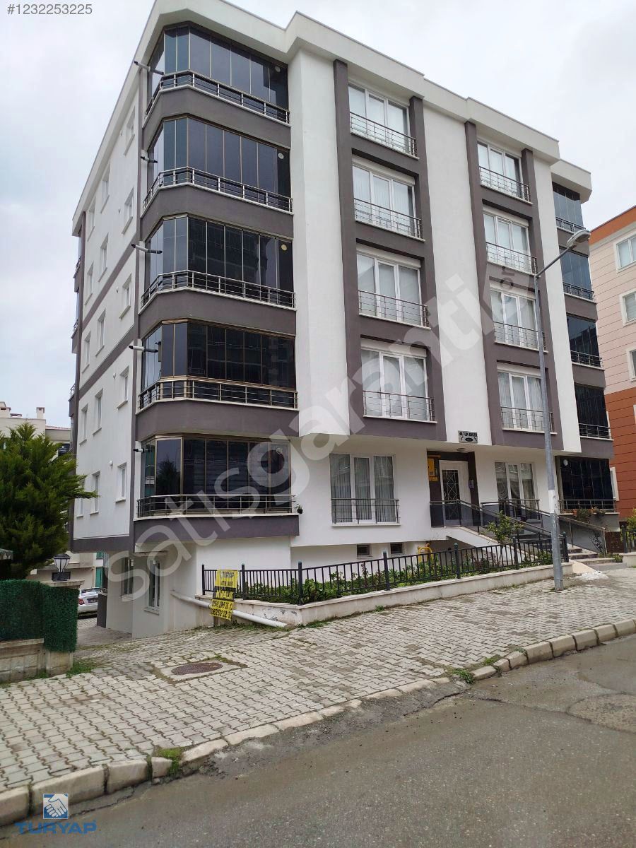 İSTİKLAL MAHALLESİNDE KİRALIK 2+1