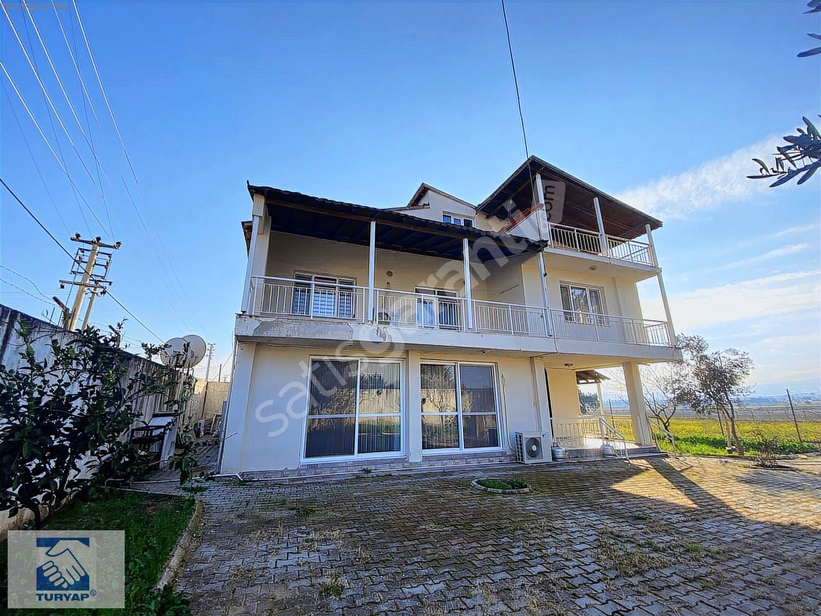 TURYAP'TAN MENDERES KISIK'TA SATILIK TRİPLEKS VİLLA