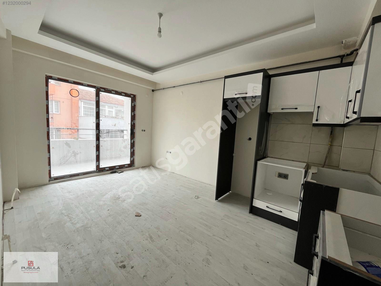 PLEVNE MAHALLESİ 4.NOTER YANI AMERİKAN MUTFAK (2+1) DAİRE