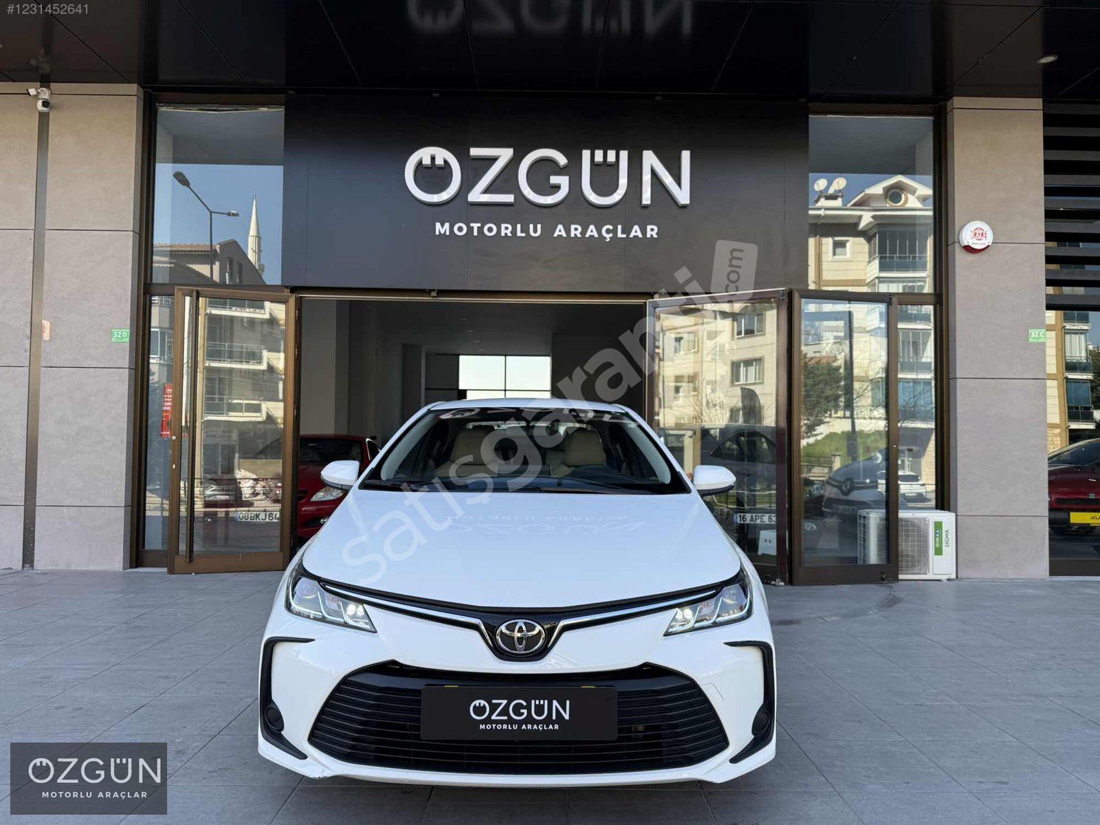 ÖZGÜN&2021 COROLLA 1.5 VİSİON OTOMATİK HATASIZ-BOYASIZ-TRAMERSİZ