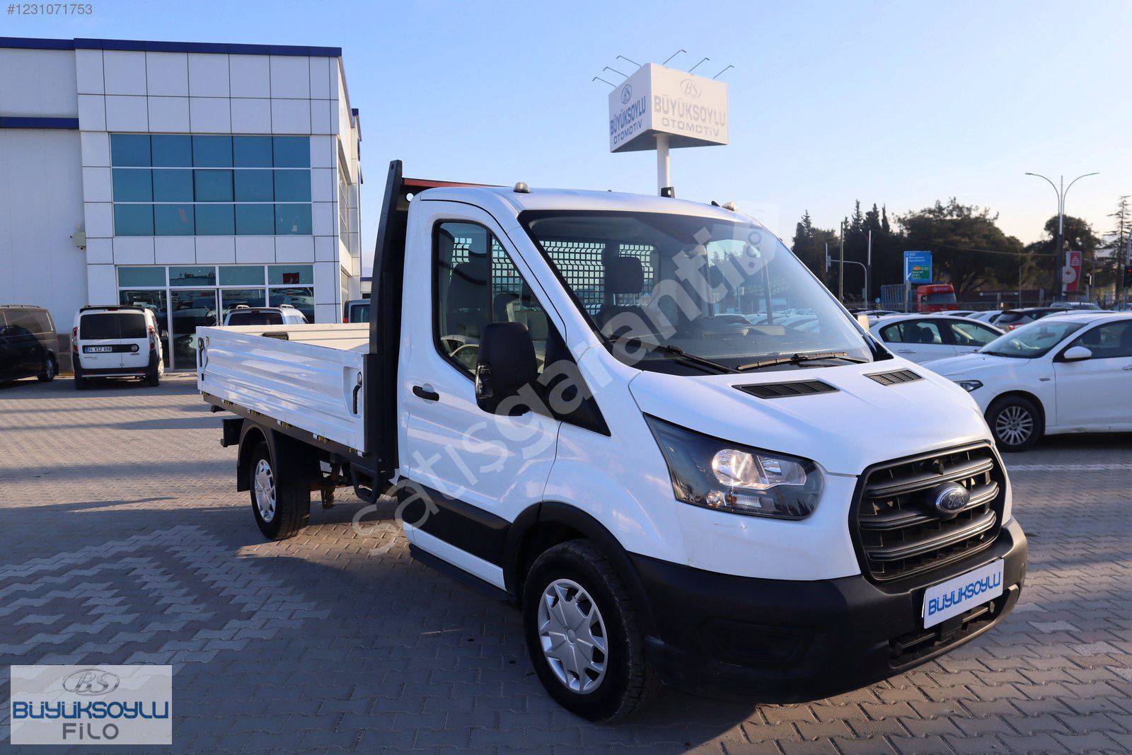 BÜYÜKSOYLU FİLO/2022 MODEL FORD TRANSİT 350 M TEK KABİN 170 HP