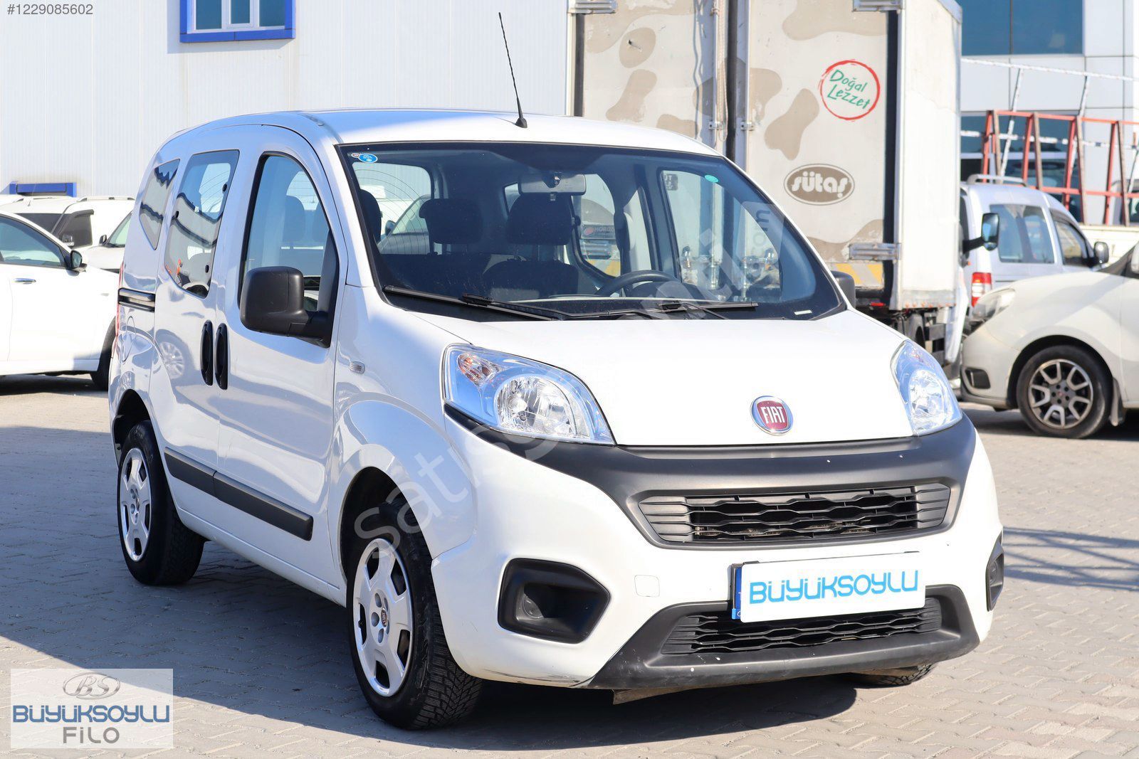 BÜYÜKSOYLU FİLO/2020 MODEL FİAT FİORİNO COMBİ 1.3 MULTİJET POP