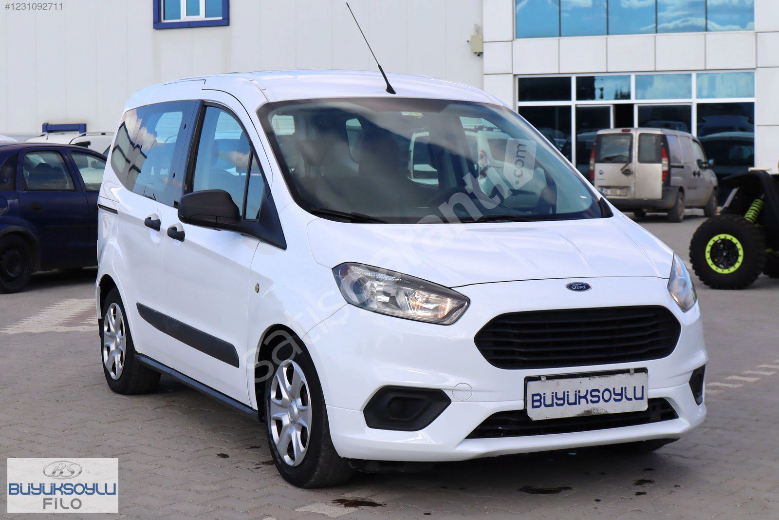 BÜYÜKSOYLU FİLO/2019 TOURNEO COURİER 1.5 TDCI OTOMOBİL RUHSATLI