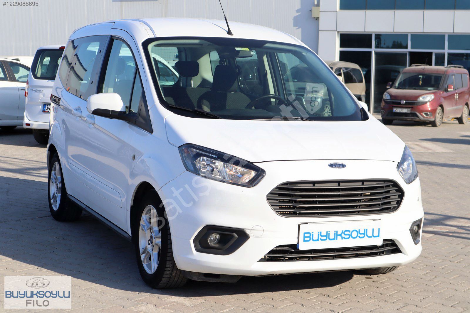 BÜYÜKSOYLU FİLO/2020 MODEL FORD TOURNEO COURİER 1.5 TDCİ DELUXE