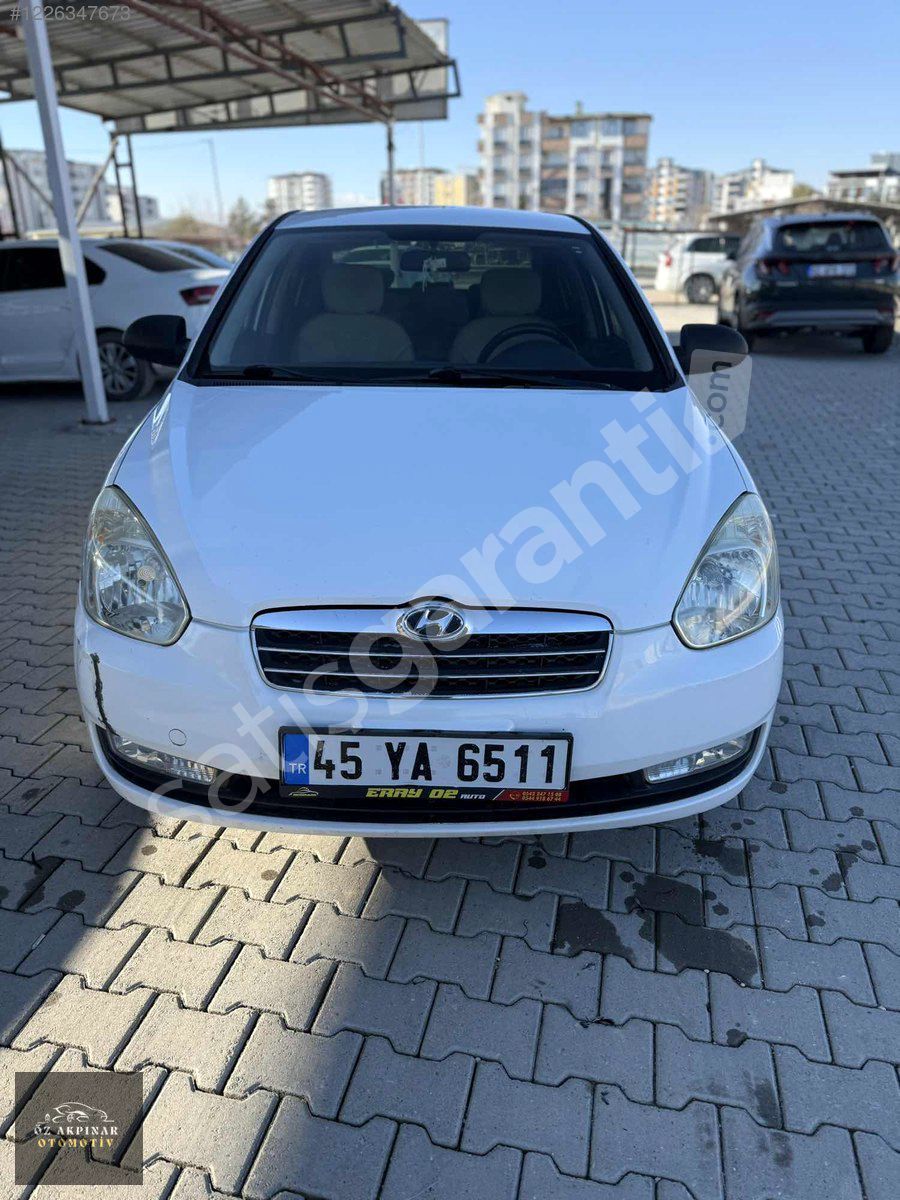 ÖZ AKPINAR OTOdan TEK PARÇA BOYALI 1.4 HYUNDAİ ACCENT ERA TEAM