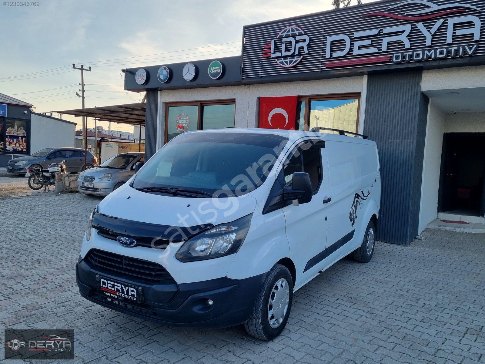 2015 ORJİNAL 335000 KM'DE KLİMALI UZUN KASA MASRAFSIZ CUSTOM