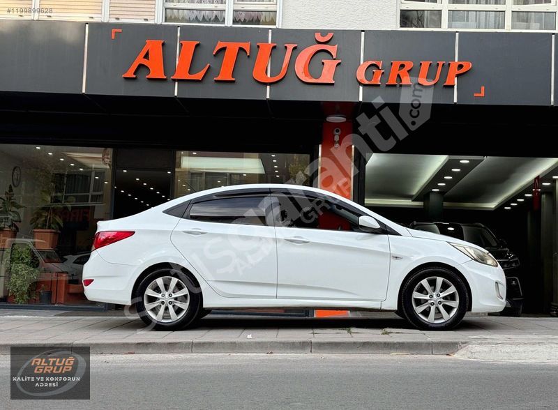 ALTUĞ'DAN SATILIK HYUNDAİ ACCENT BLUE DEĞİŞENSİZ