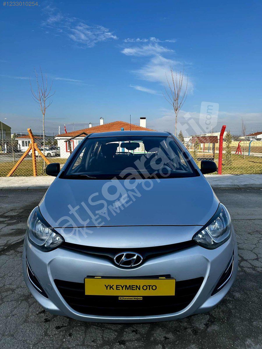 YK EYMEN'DEN2014MODEL HYUNDAİ İ20 CRDI JUMP KKT 12TAKSİT İMKANI