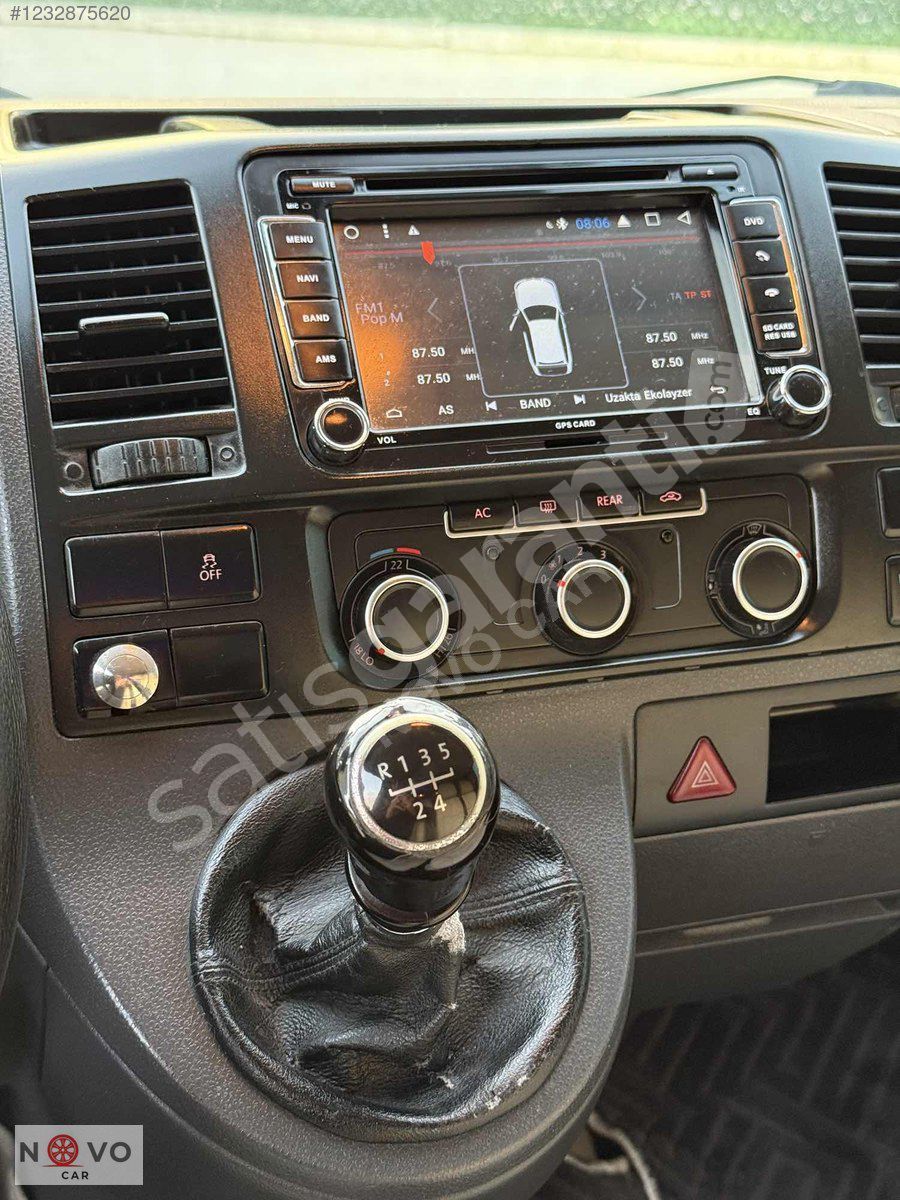 VW CARAVELLE 2.0 TDI Comfortline 2011 ModeL 140 HP
