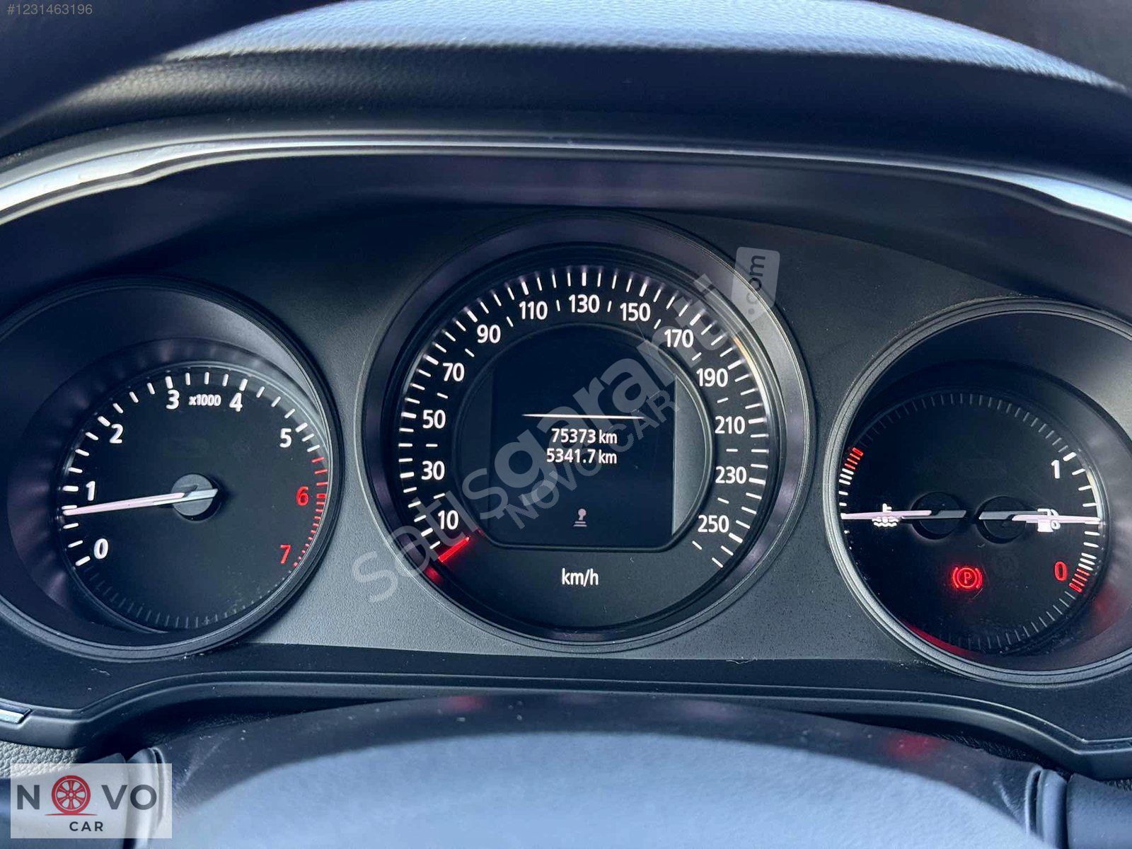 Renault MEGANE 1.6 JOY 2018 ModeL (Hatasız Boyasız) Tesla Ekran
