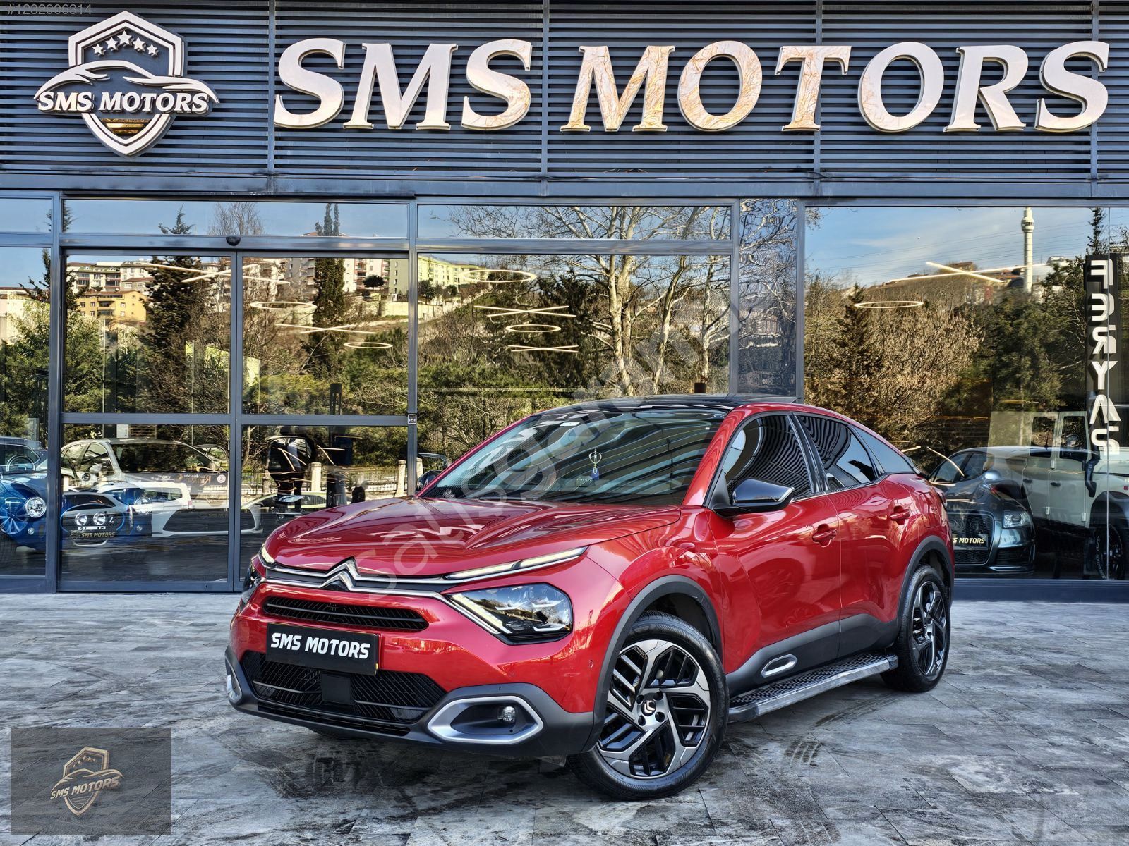 SMS MOTORS 2024 CİTROEN C4 1.2 SHİNE BOLD HATASIZ KOMPLE PPF'Lİ
