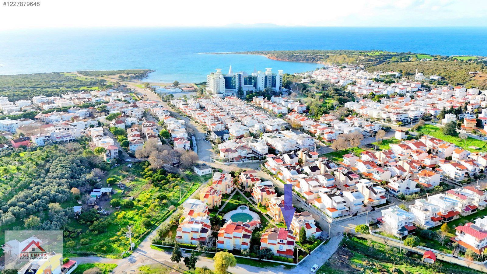 DİDİMDE DENİZE YAKIN KÖŞE VİLLA HAVUZLU ÖZEL SİTEDE YENİ EV