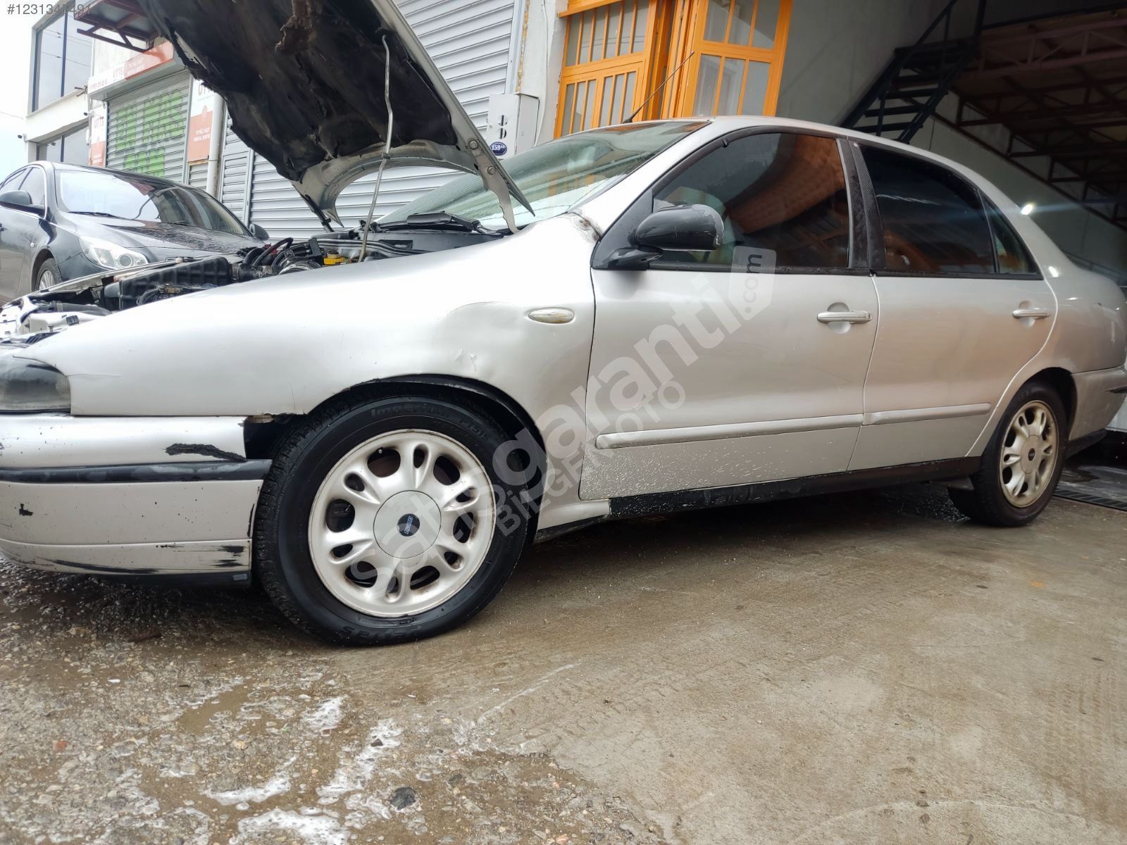 2001 model Marea