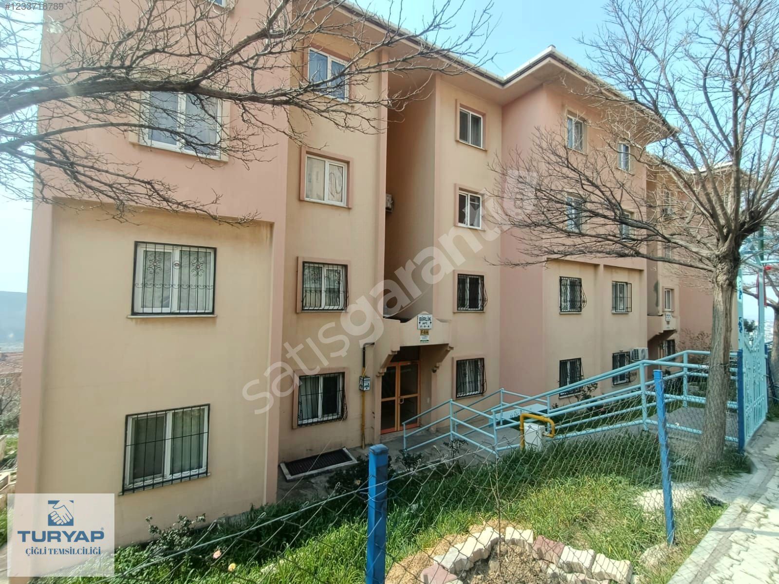Menemen Yeşilpınar TOKİ'de Satılık 2+1 Daire