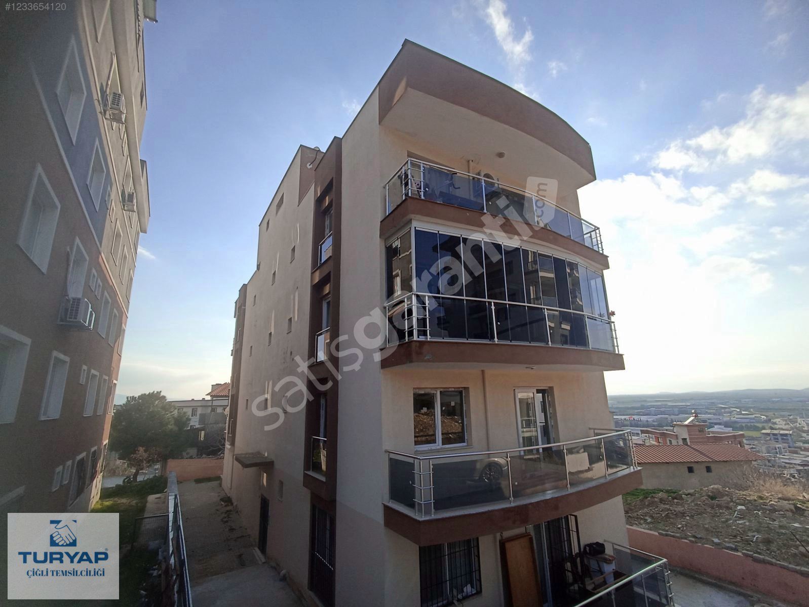 Menemen Ulukent Mahallesi'nde 2+1 Kiralık Daire