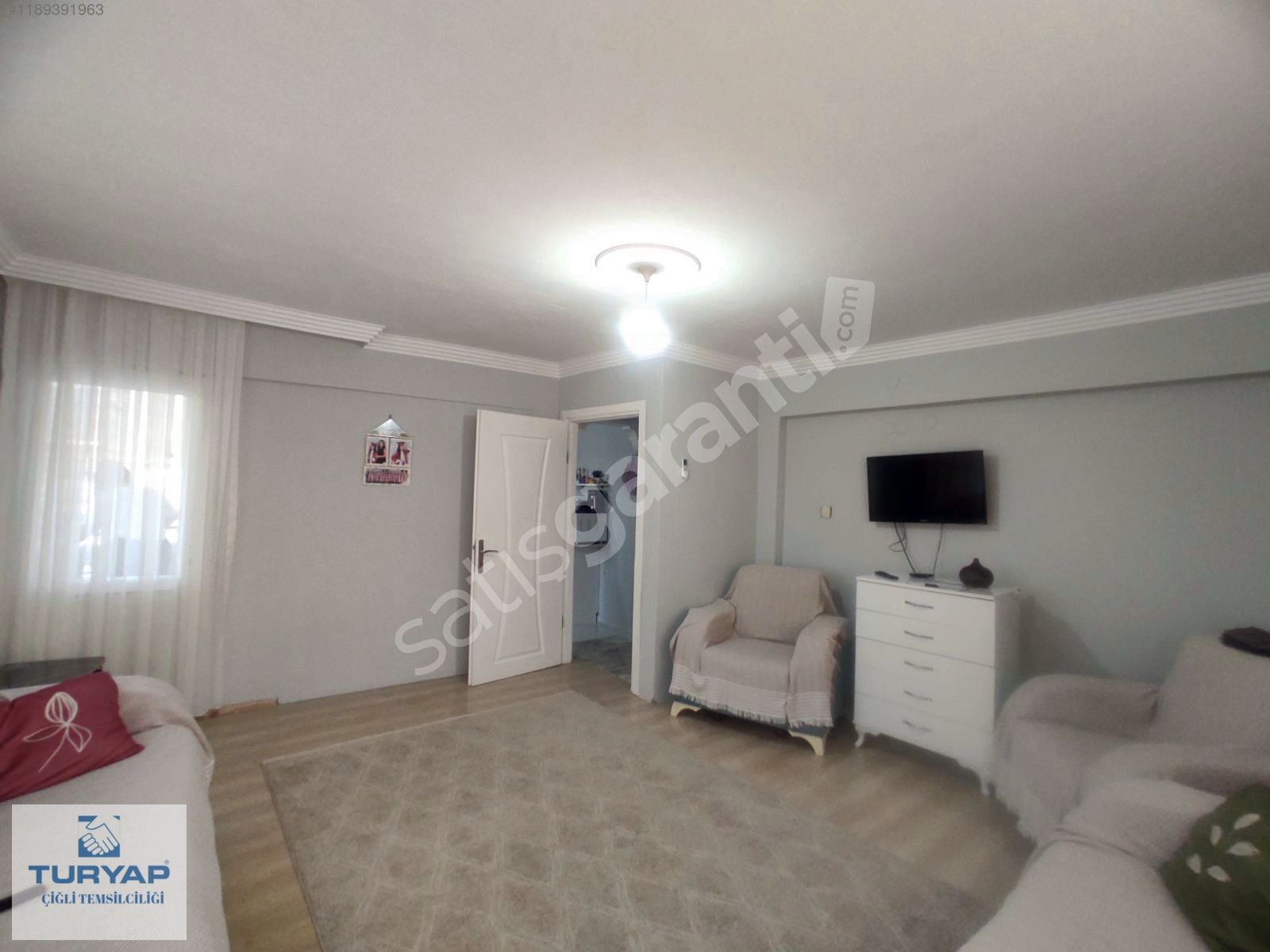 Menemen Ulus Mahallesi'nde Satılık 3+1 Daire