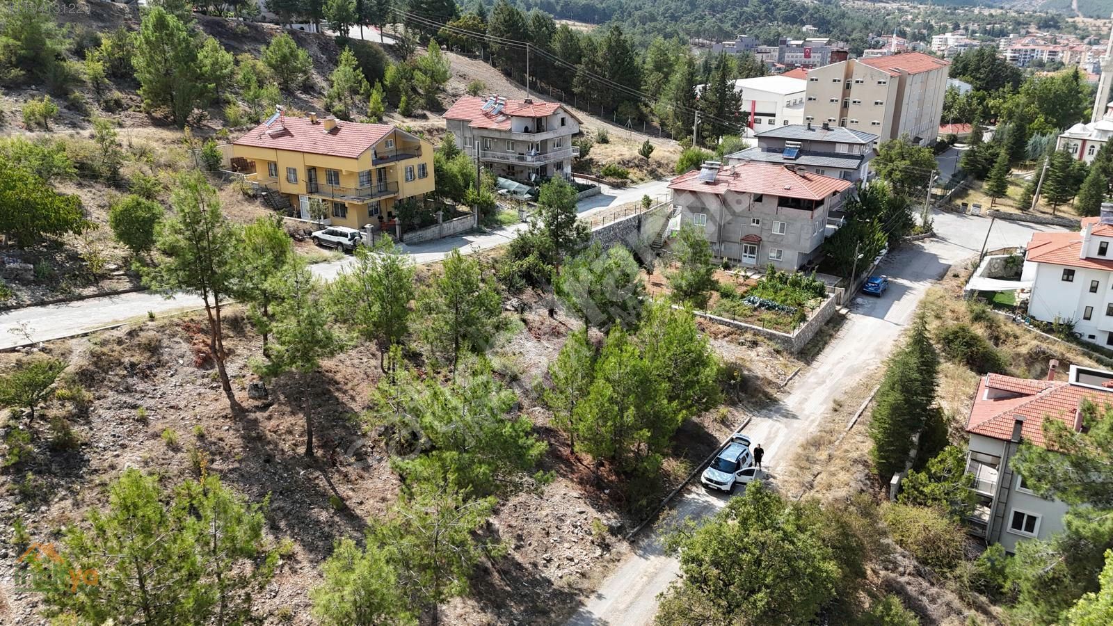 İNCİRYADAN ACIPAYAM MERKEZDE AYRIK NİZAM 2 KAT 329m2 ARSA