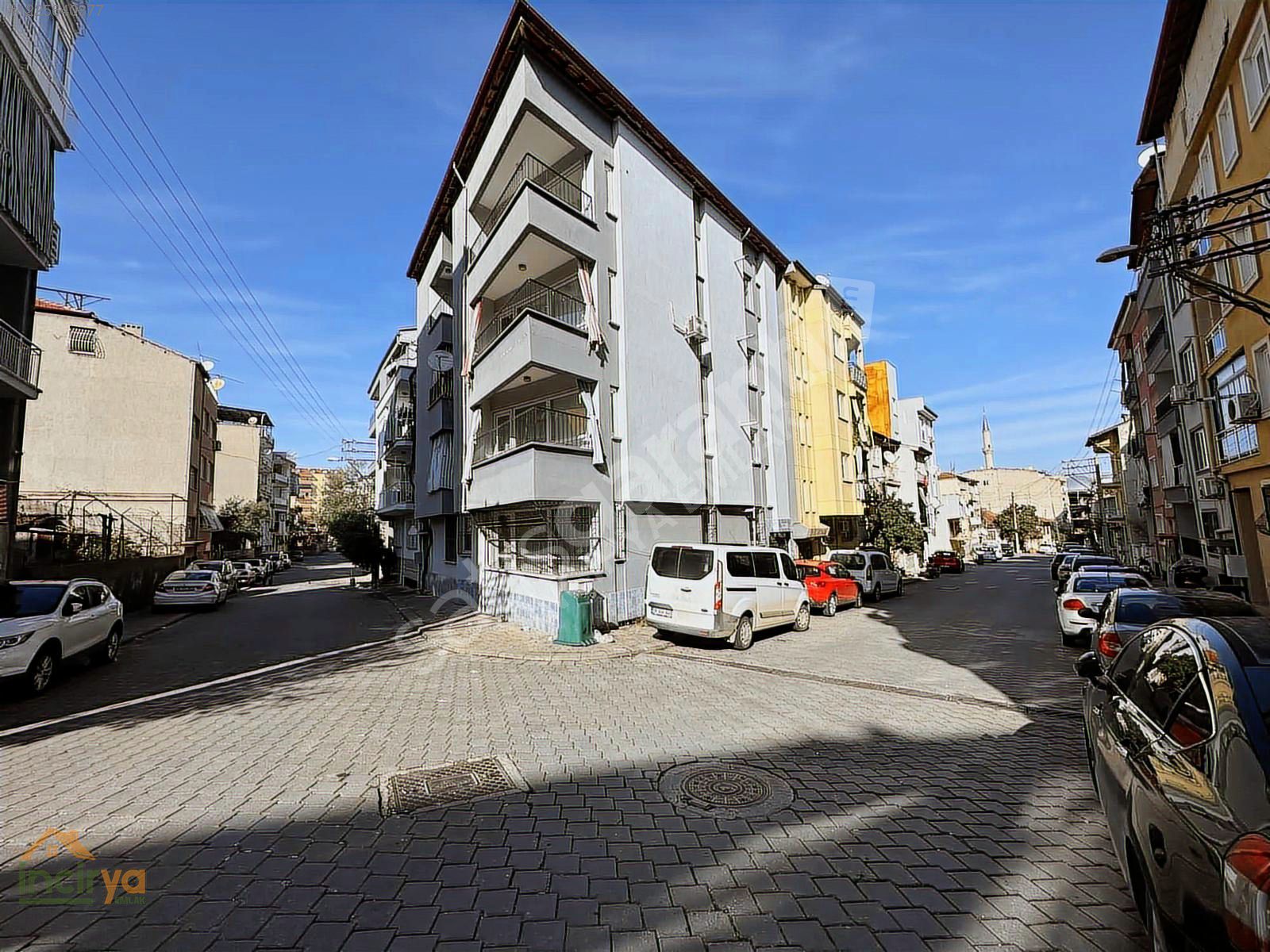 PELİTLİBAĞ'DA 125m2 2+1 KÖŞE CEPHEDE FERAH AİLE APARTMANI