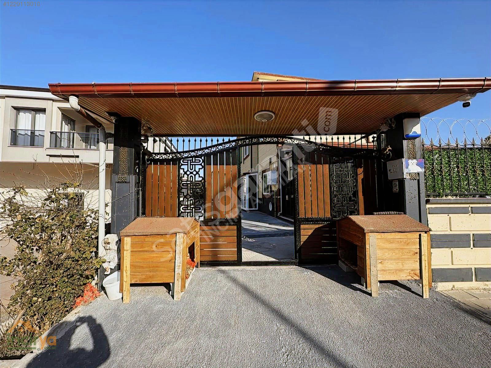CUMHURURİYET MAHALLESİNDE 8+1 223 M² SATILIK HARİKA MALİKANE