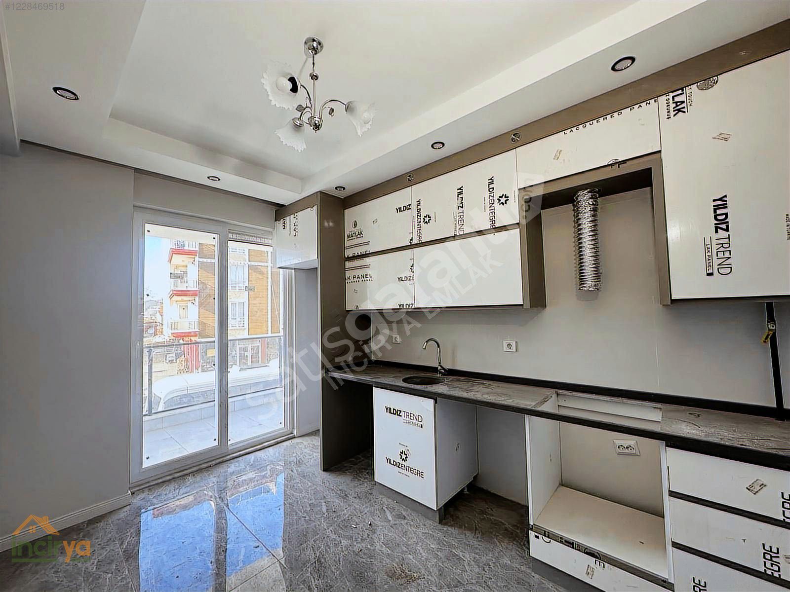 İLBADI DA BAYRAMYERİ NE YAKIN SIFIR 3+1 GENİŞ DAİRE