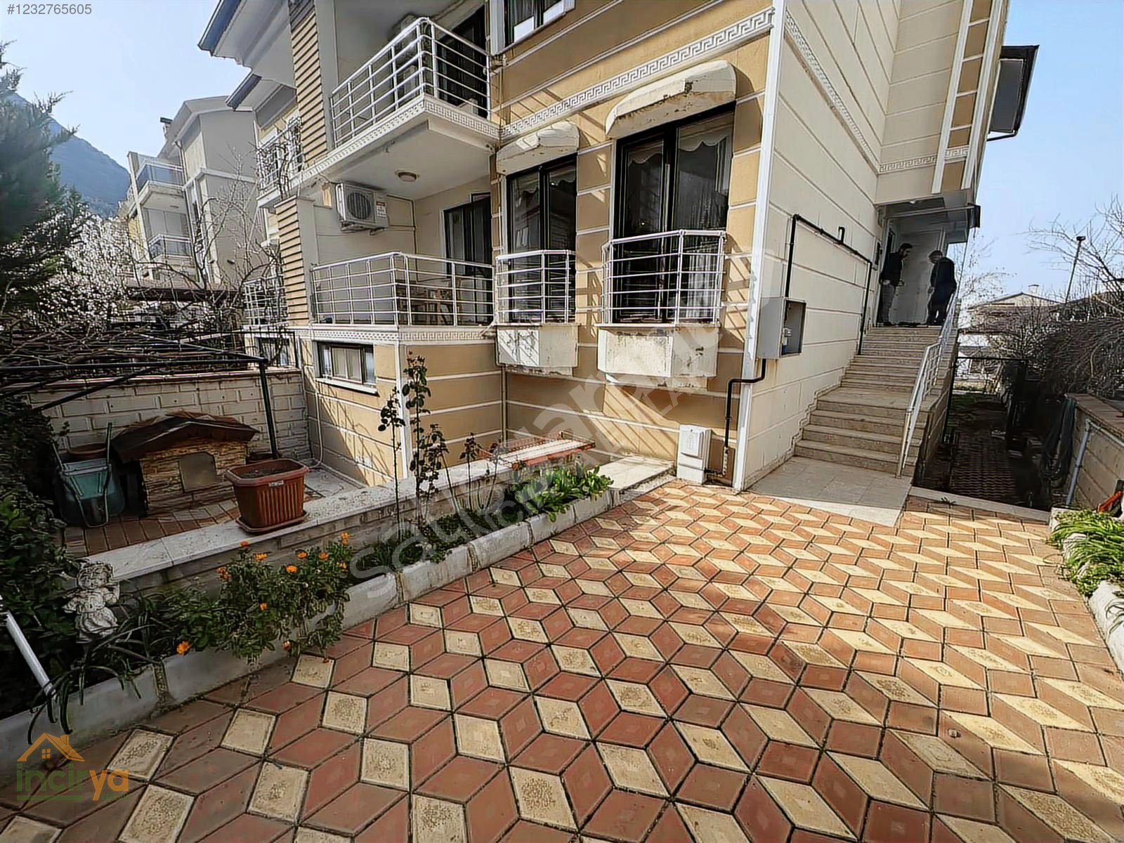 Denizli'de Eşsiz Pamukkale Manzaralı Müstakil Villa Konforu