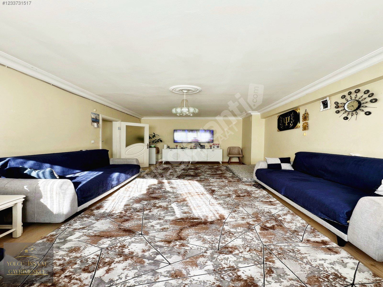 BEYLİKDÜZÜ YOLCU İNŞAATTAN 2+1 130M2 DAİRE!!!