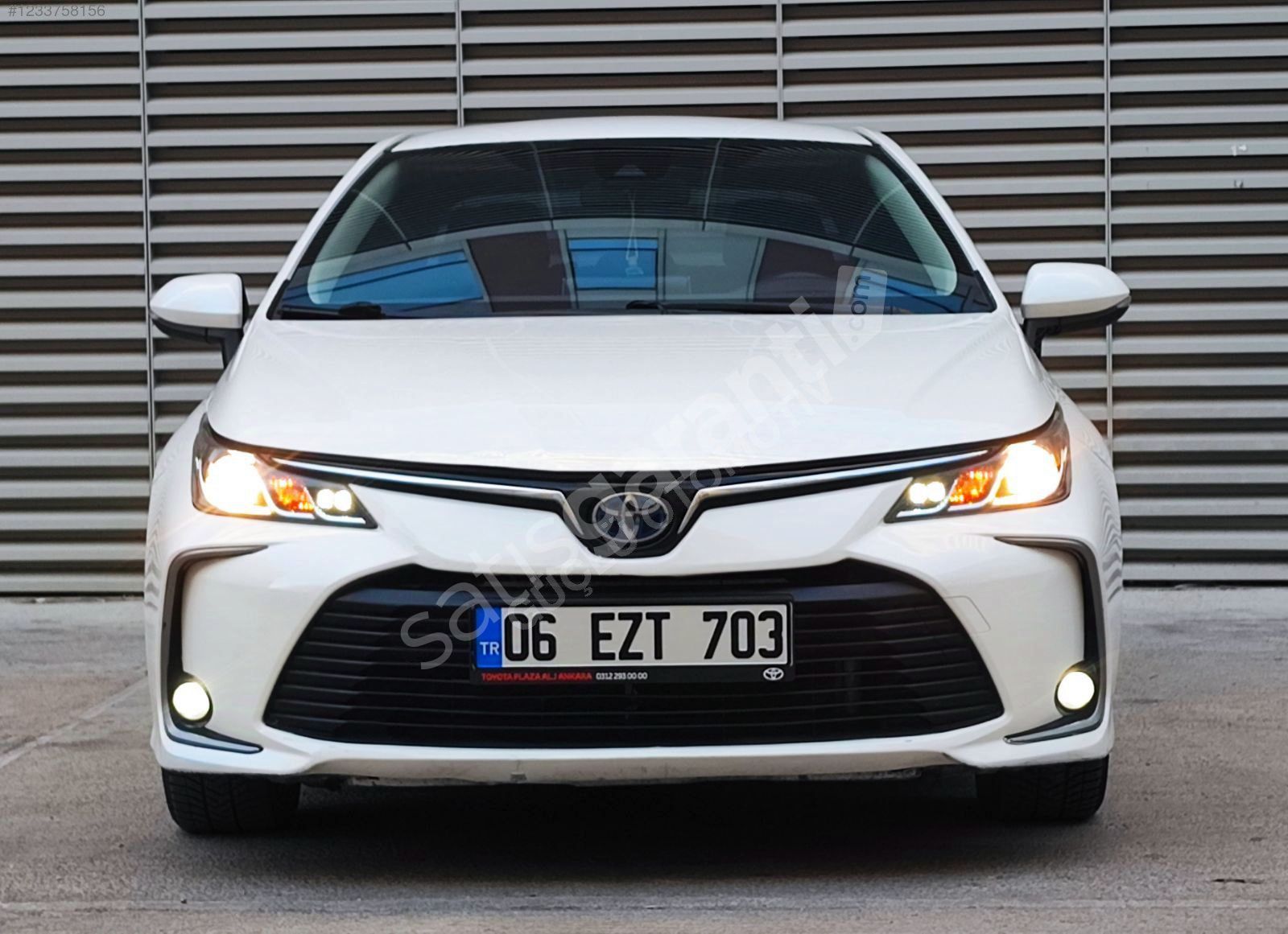 2021 KAZASIZ 1.8 HİBRİT COROLLA